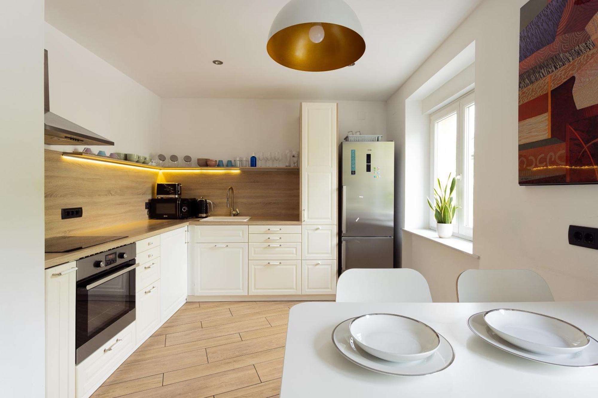 Large Two Bedroom Family App - Free Parking Ljubljana Kültér fotó